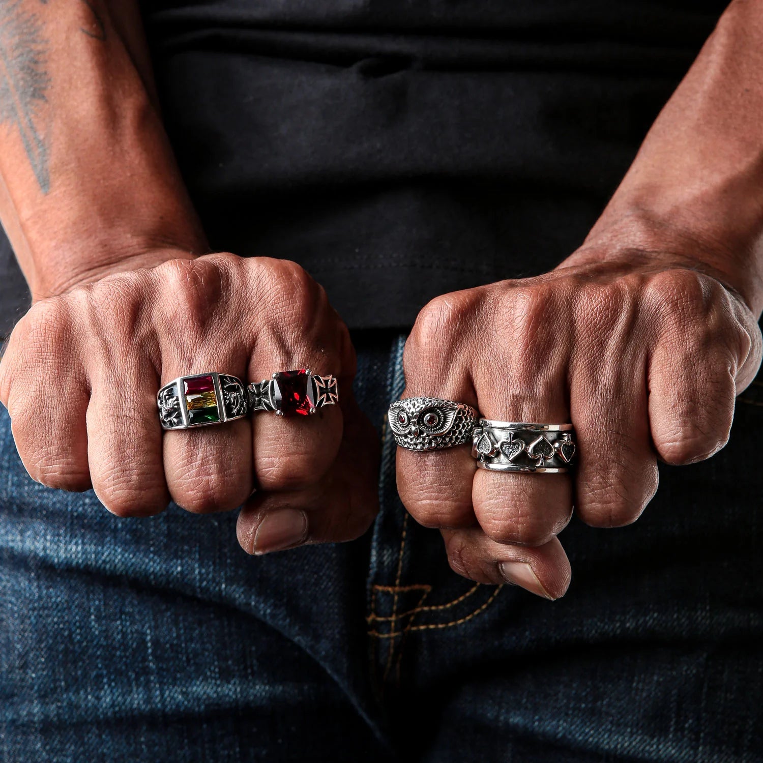 How to Style Gothic Jewelry